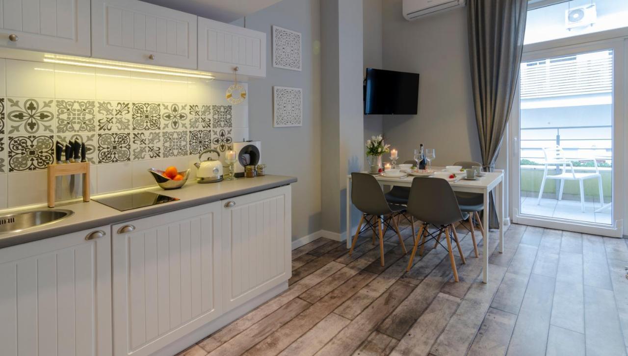 Holiday Home Baltic Z Antresola I Balkonem Przy Plazy ミエンジズドロイェ エクステリア 写真