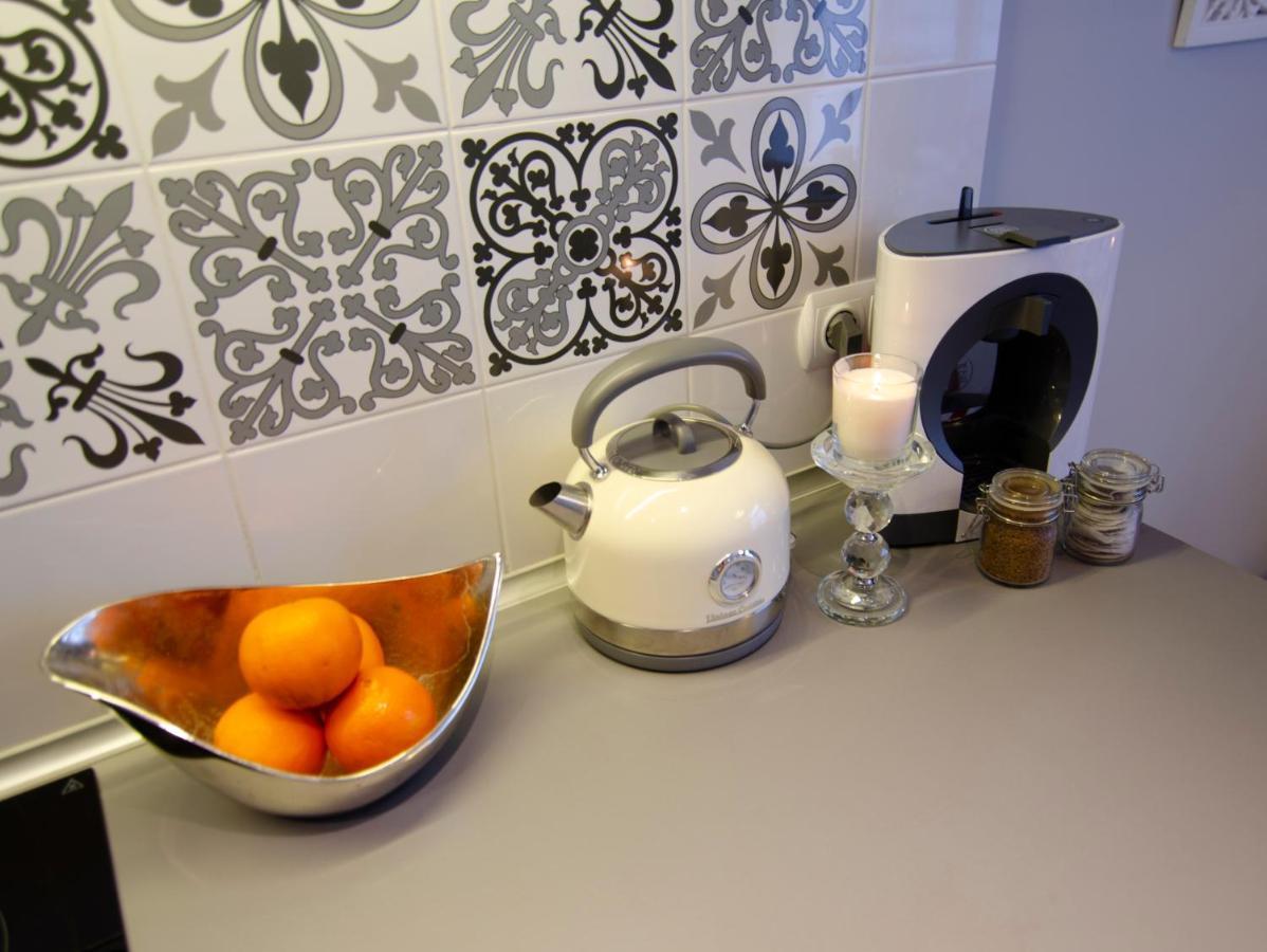 Holiday Home Baltic Z Antresola I Balkonem Przy Plazy ミエンジズドロイェ エクステリア 写真
