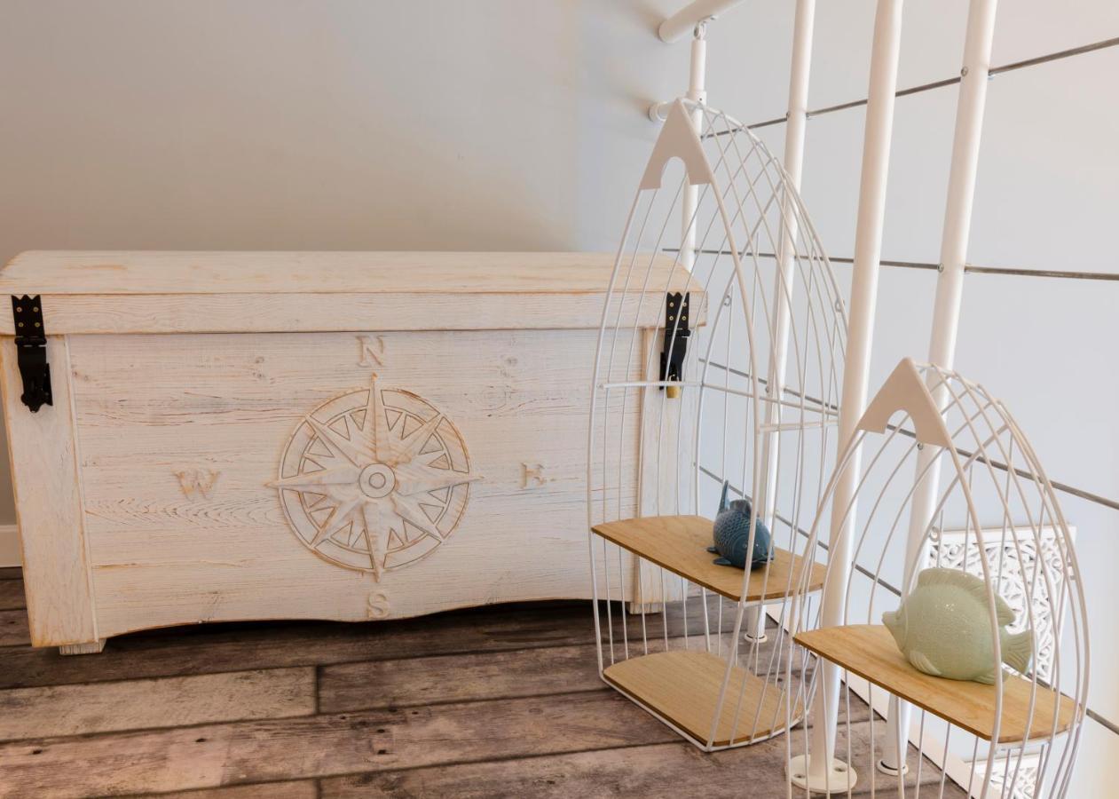 Holiday Home Baltic Z Antresola I Balkonem Przy Plazy ミエンジズドロイェ エクステリア 写真